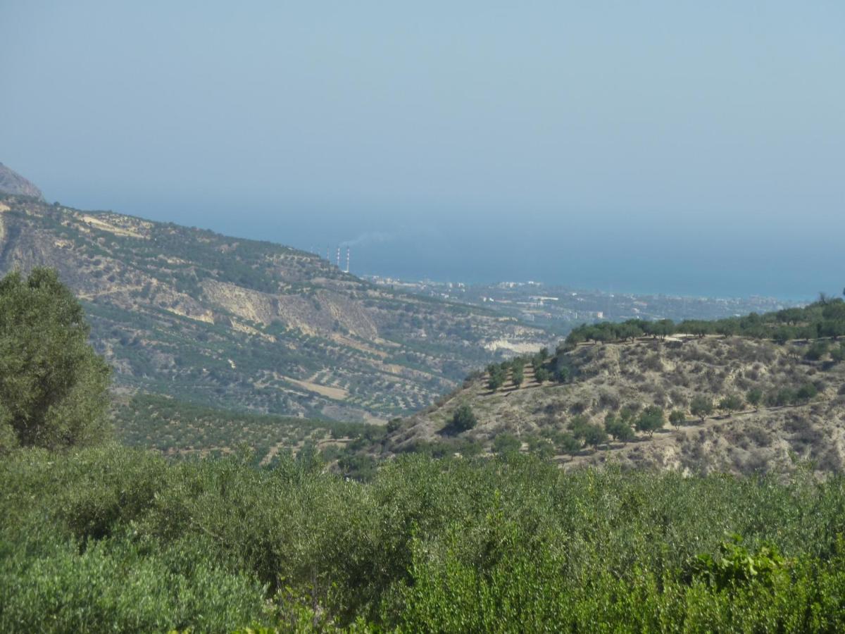 Entire Independent Maisonette Near Heraklion Pottery Classes Petrokefalo Екстериор снимка